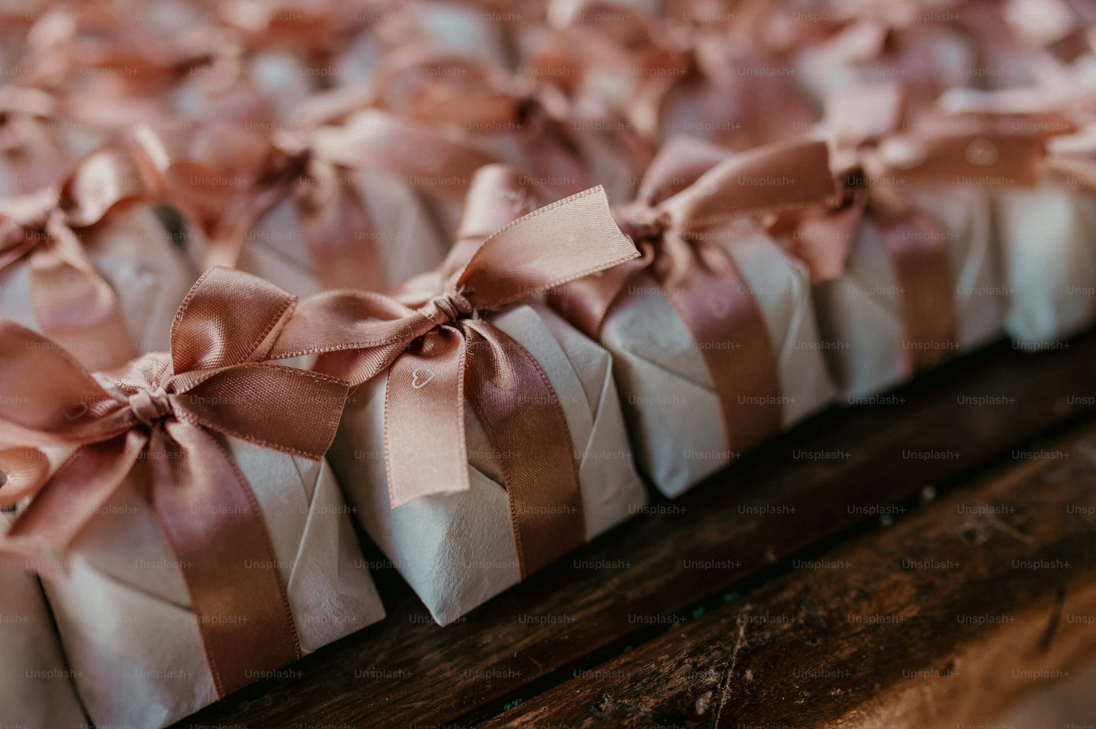 Upominki i podziękowania dla gości weselnych