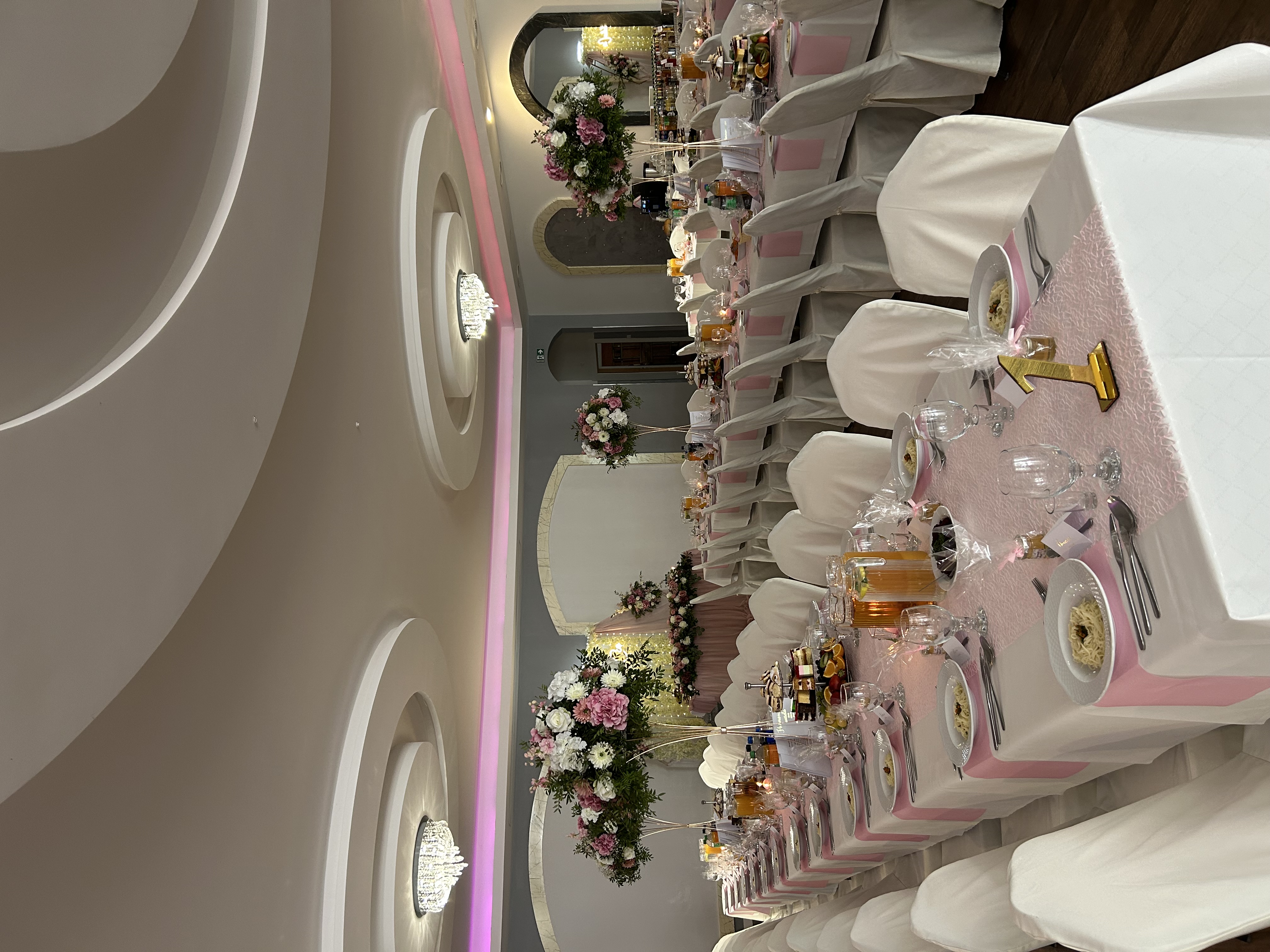 Sala Srebrna z widokiem na taras