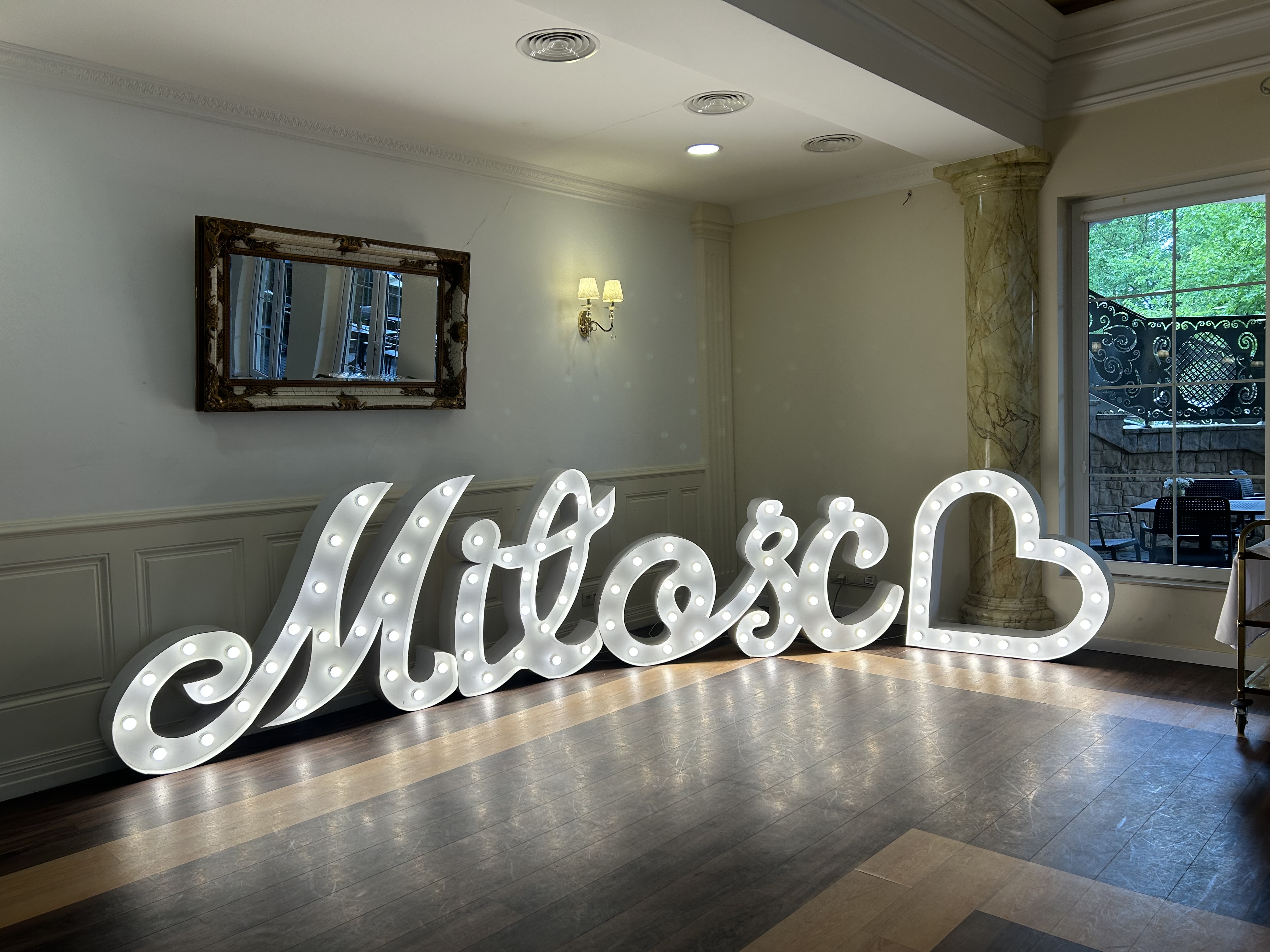 Dekoracje stołów w Sali Złotej