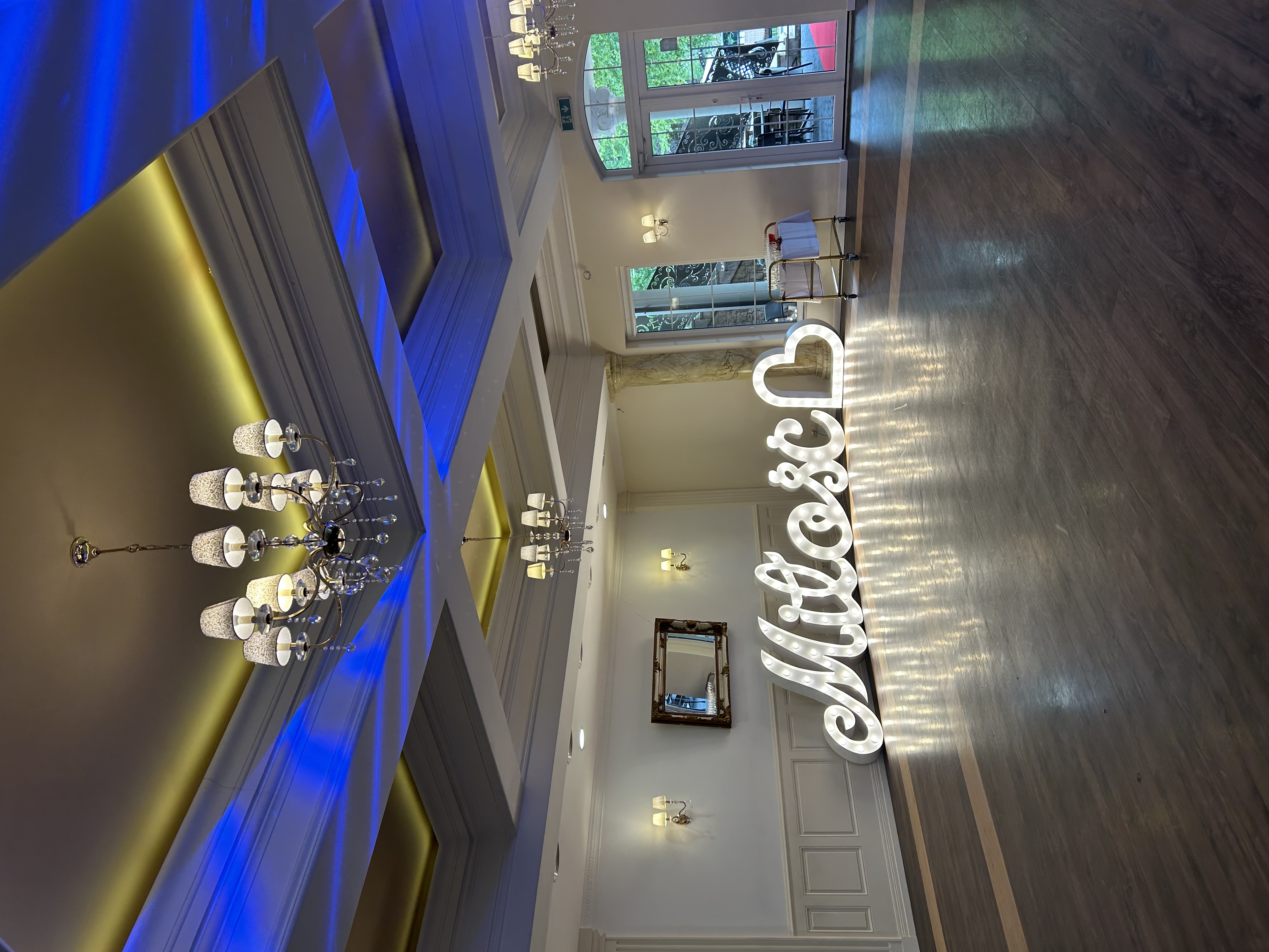 Detale dekoracyjne w Sali Złotej